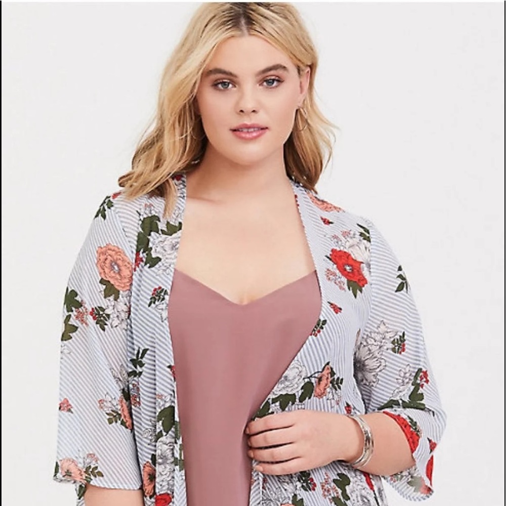 Kimono and tank top